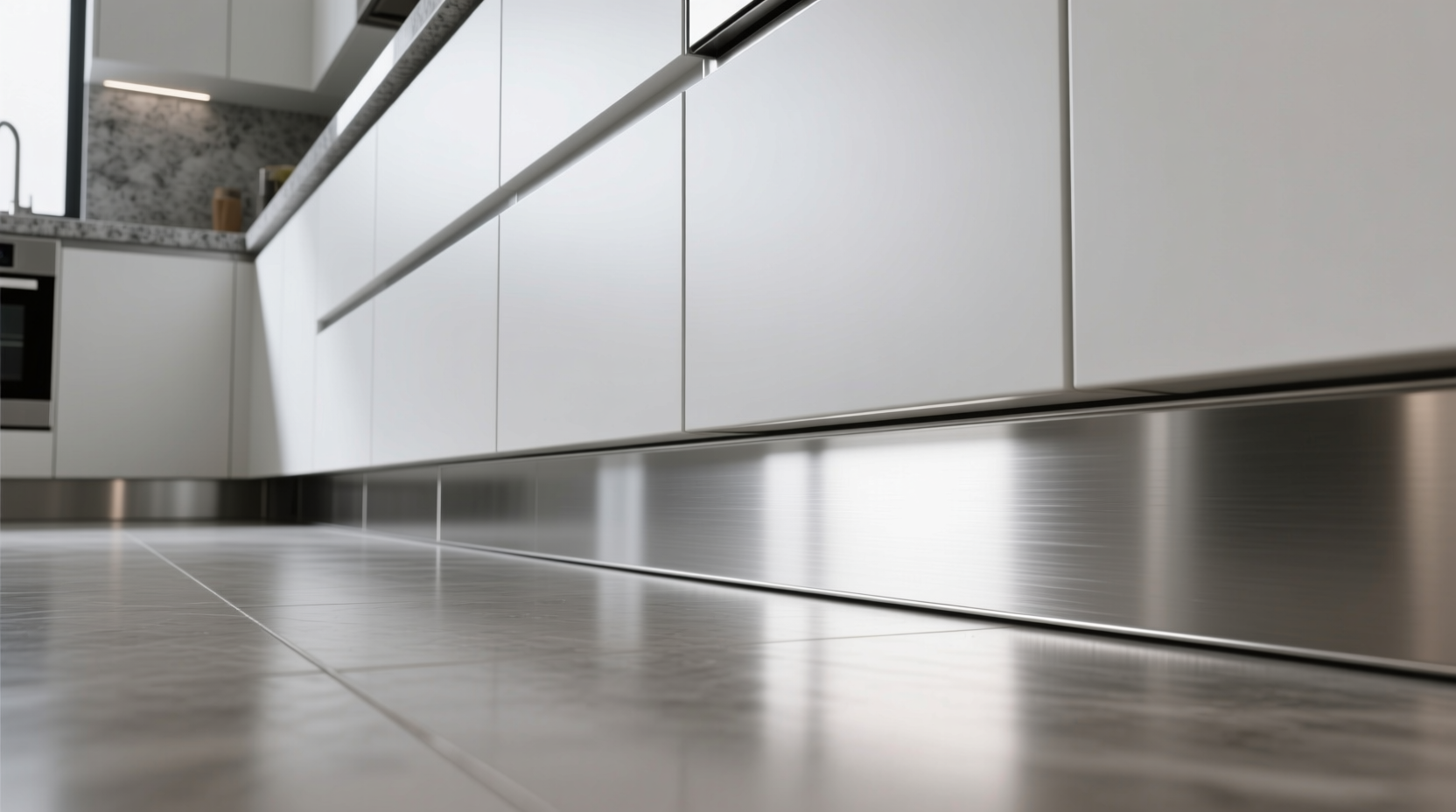 Нержавеющий плинтус для кухни